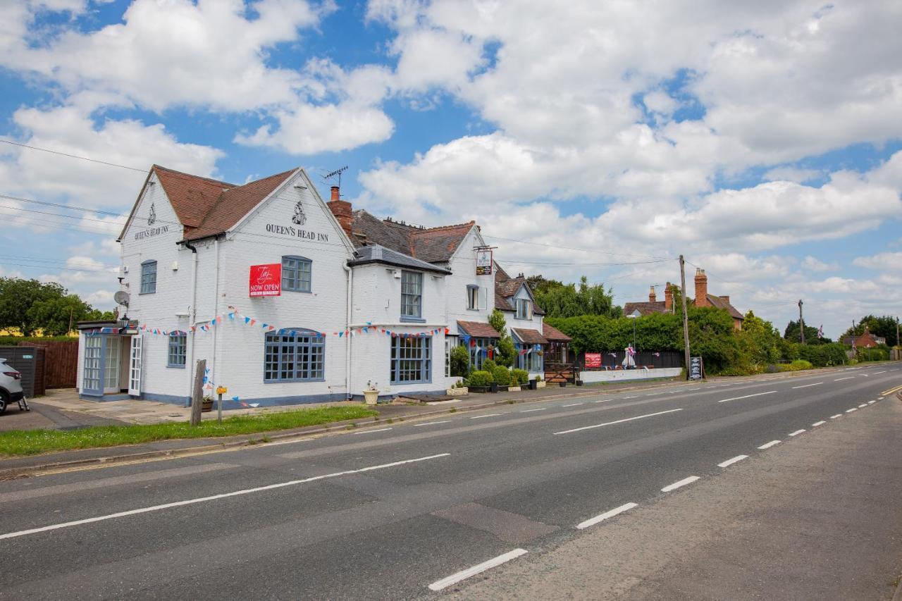 Queens Head Inn イブシャム エクステリア 写真