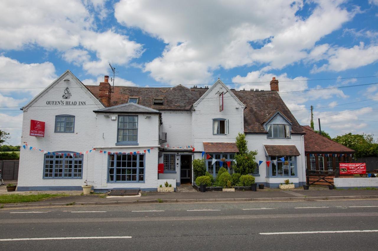 Queens Head Inn イブシャム エクステリア 写真